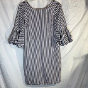 Chic Black and White Striped Long Sleeve Dress